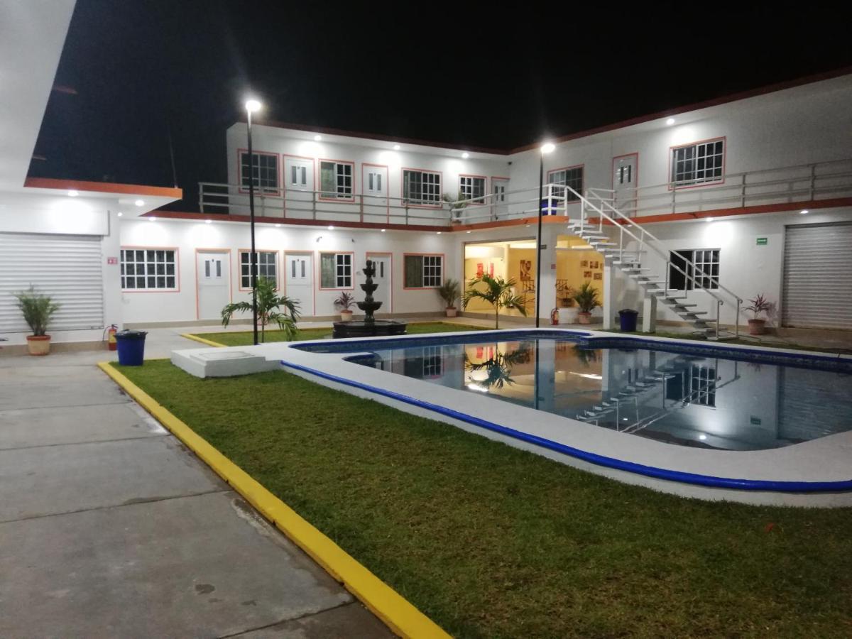 Hotel Villa Maran Chachalacas Ambiente Familiar Playa Chachalacas Buitenkant foto