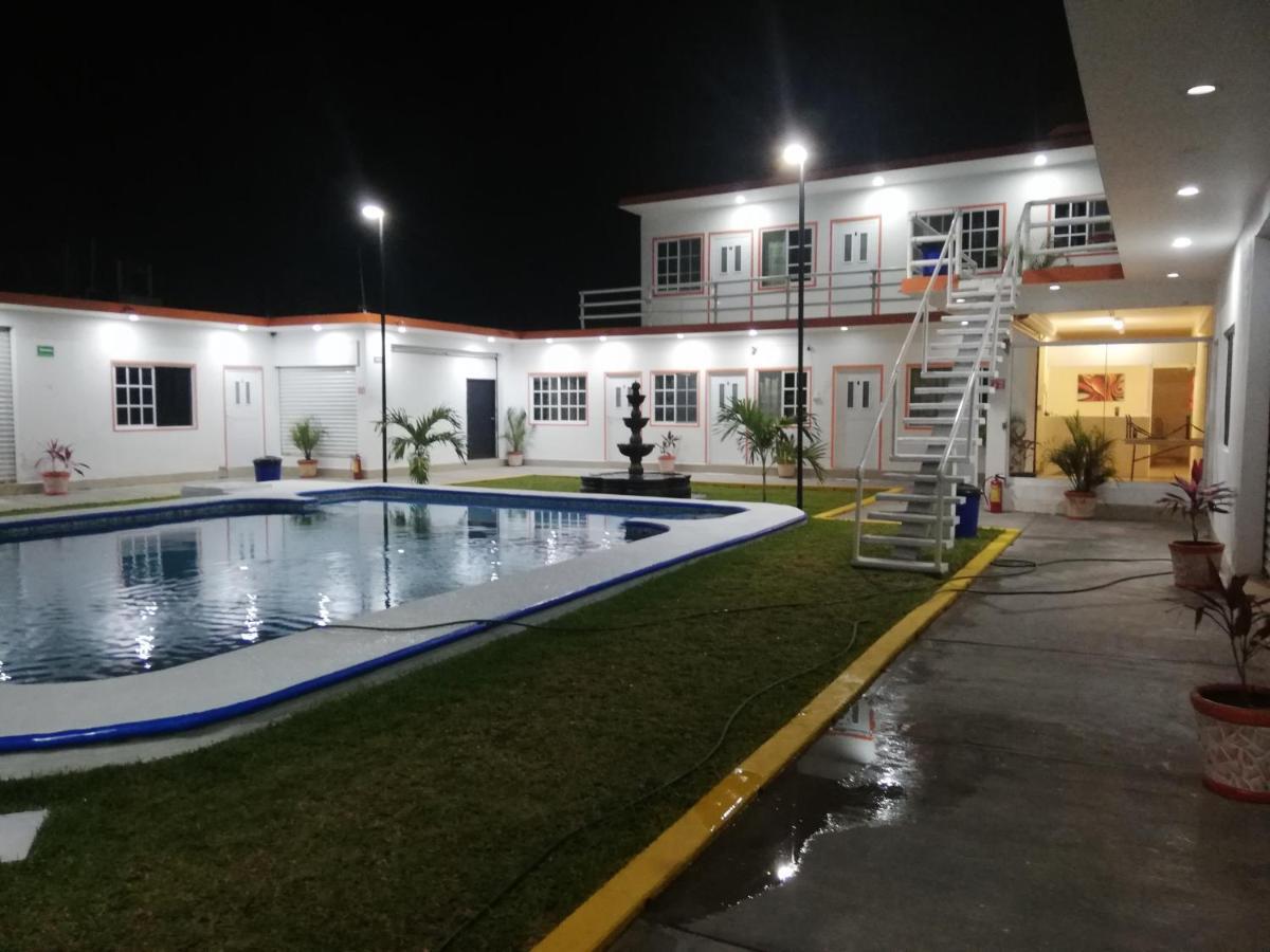 Hotel Villa Maran Chachalacas Ambiente Familiar Playa Chachalacas Buitenkant foto
